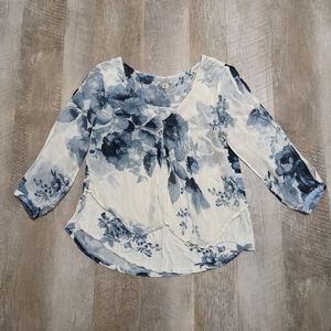 Lucky Brand Blue White Floral Top Open Arm Detail